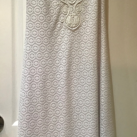 Lily Pulitzer Eyelet Lined Maxi Dress With Detail Neckline White Size Small - Picture 6 of 11